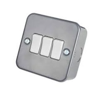 METAL CLAD 3 GANG SWITCH